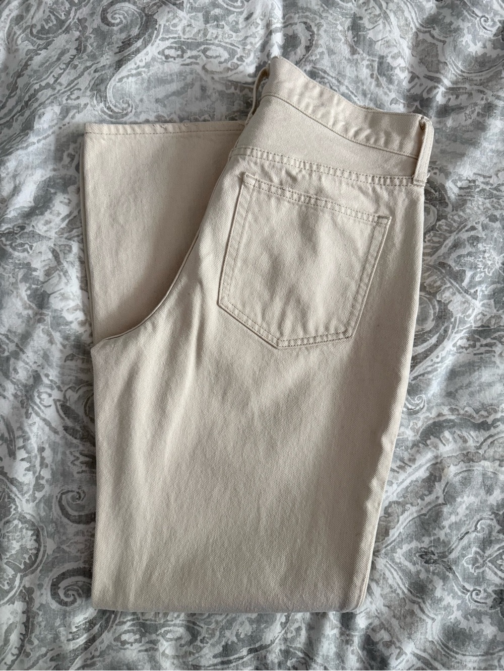 J. Crew Straight Leg Jeans in Light Beige/Cream